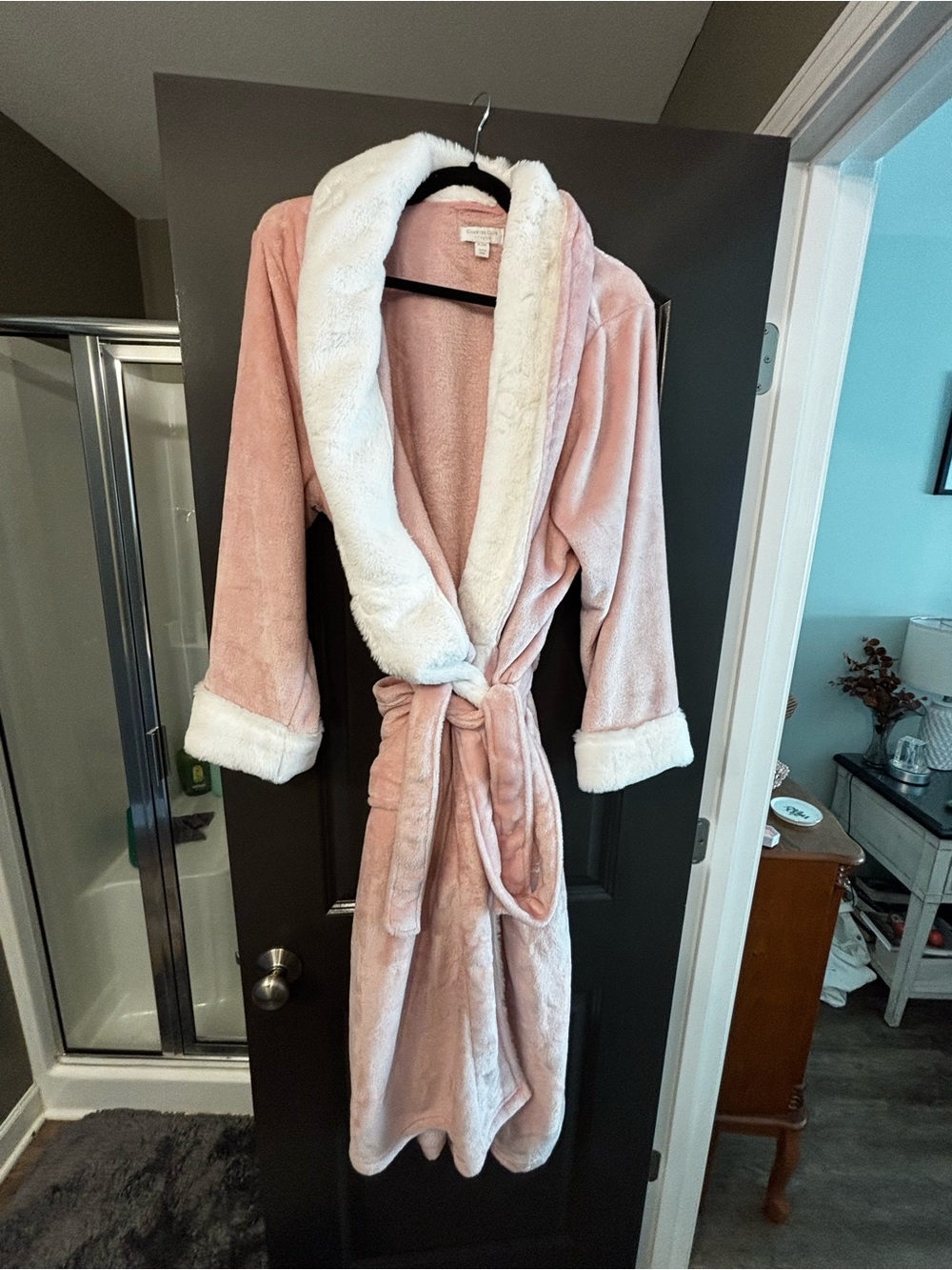 Women's Plush Pink Bathrobe with White Trim - Cozy Robe